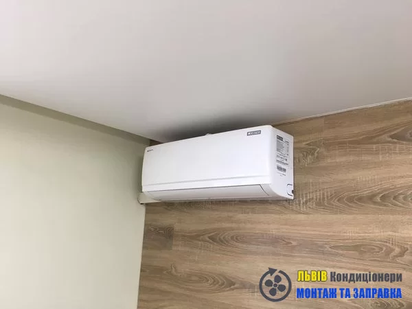 Установка кондиціонера Leberg